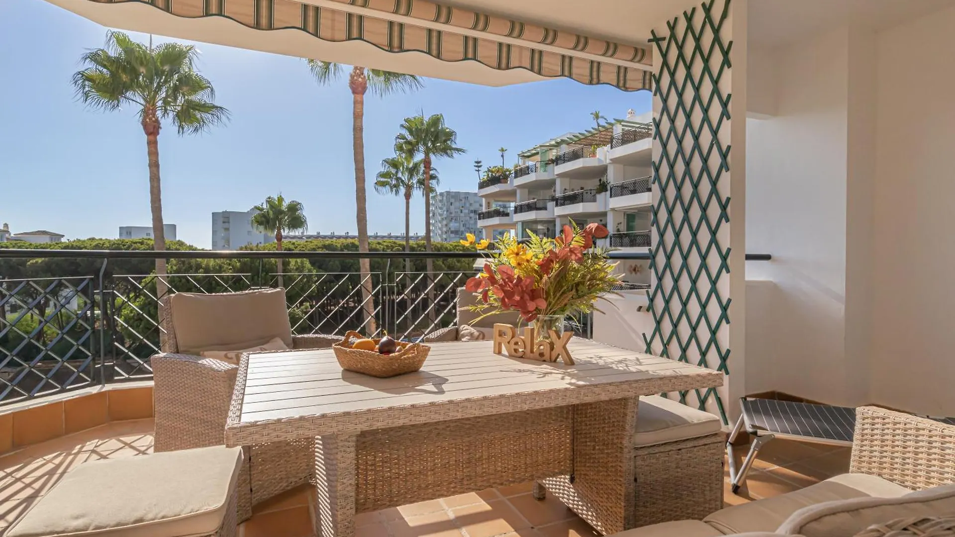 Mi Capricho Modern Sunshine - Happy Rentals Sitio de Calahonda Apartment